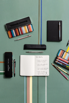 新品未使用 CARAND'ACHE EcridorMaya 新品未使用 CARAND'ACHE EcridorMaya 【公式通販】