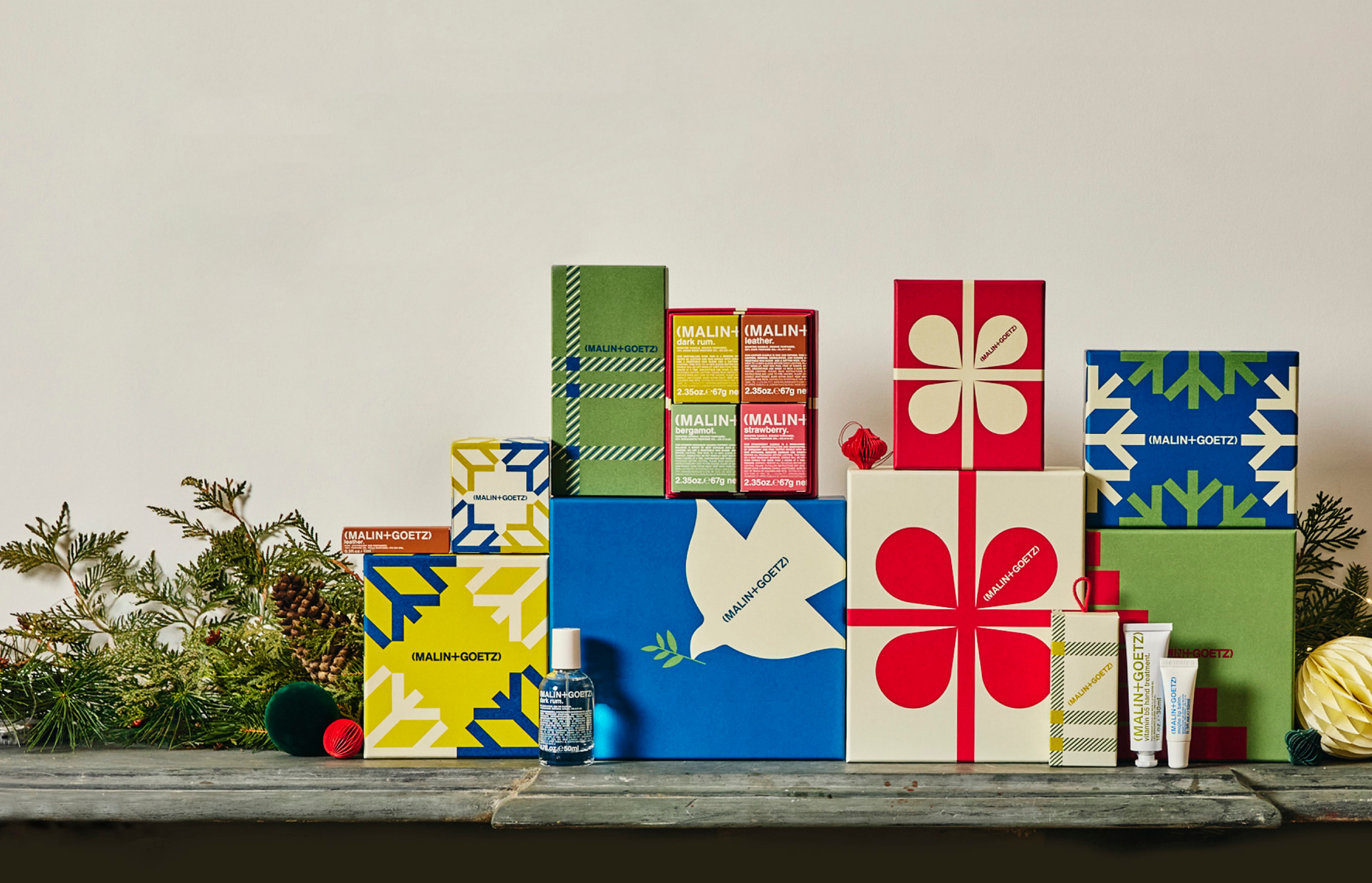 holiday by design desktop banner