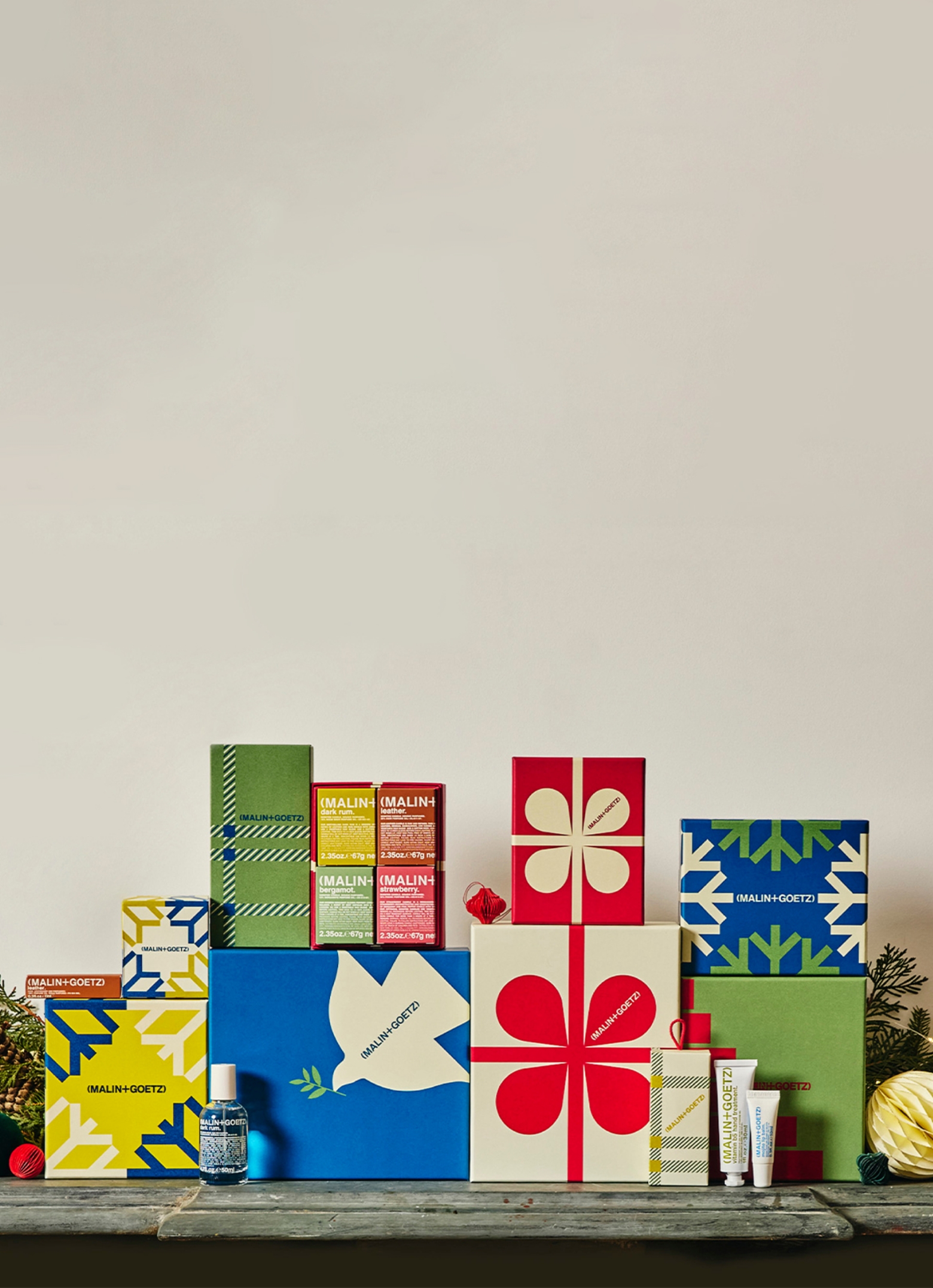 holiday by design mobile banner
